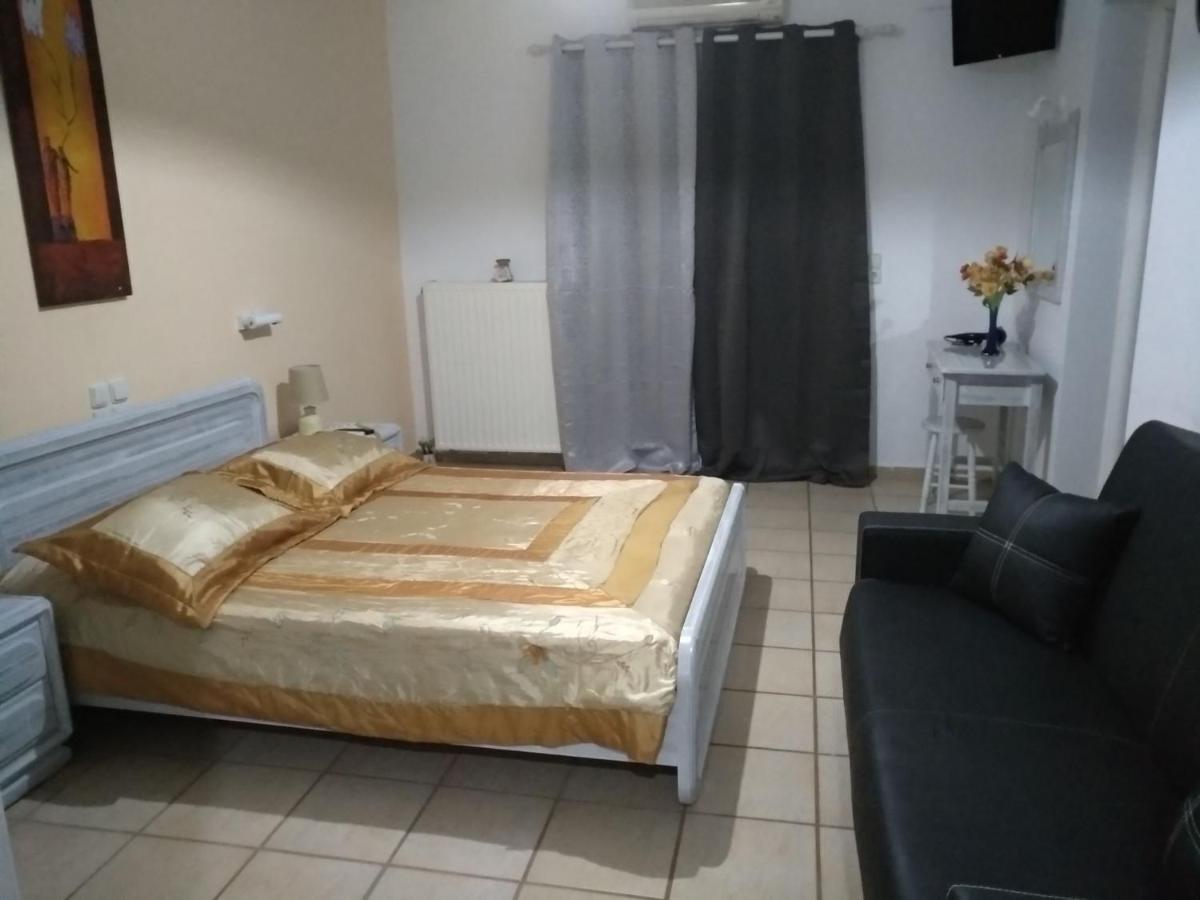 Vokamvilia Apartment & Studio Close To The Sea พลานอส ภายนอก รูปภาพ
